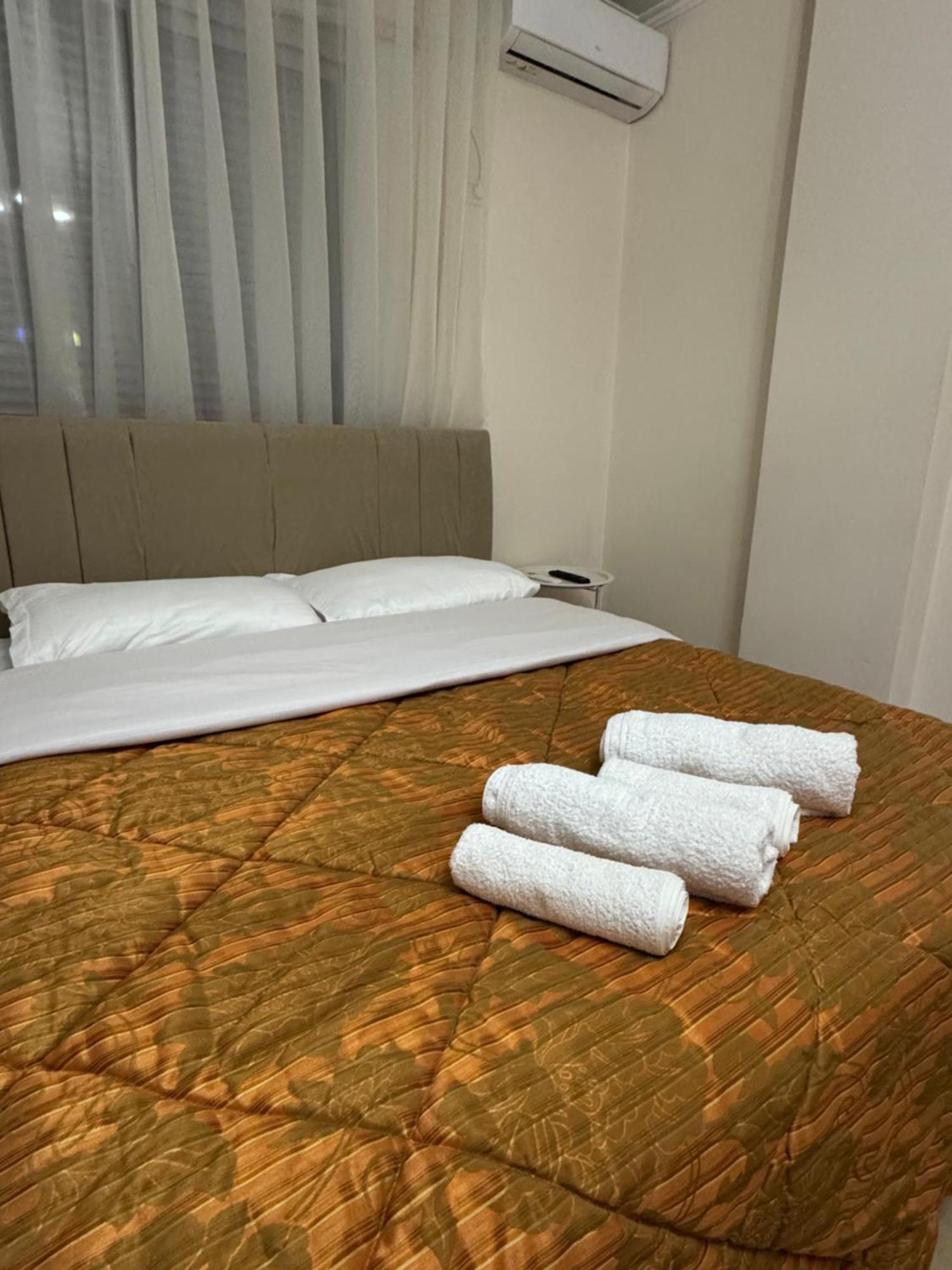 Condor Center Tirana Apartment Dış mekan fotoğraf